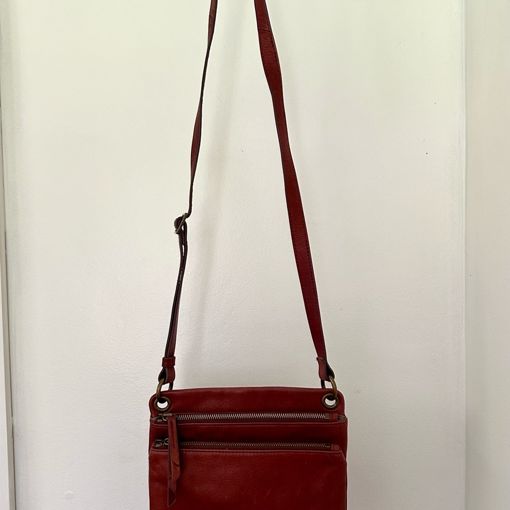 Margot New York Crossbody Leather Bag with Adjustable Strap